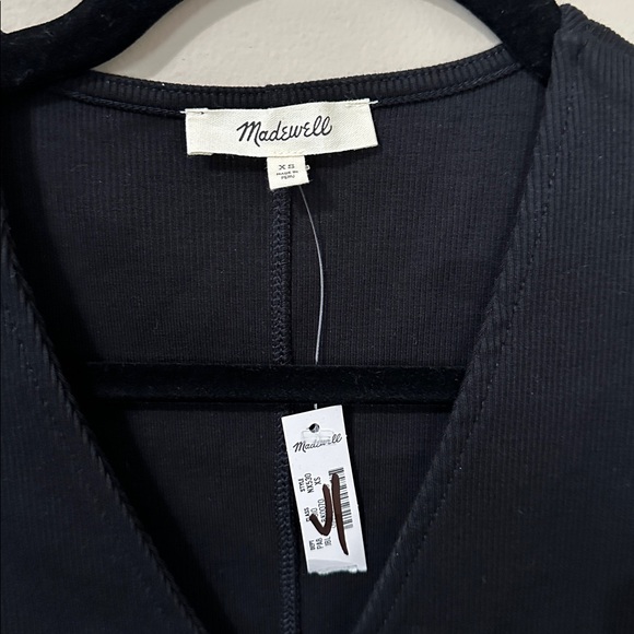 Madewell Ribbed V-Neck Vest in Jet Black - Picture 6 of 7